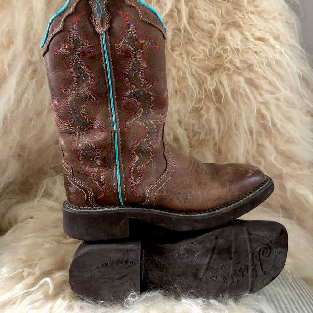 Leather cow girl boots